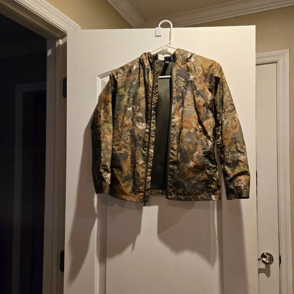 NWOT KIDS RAIN JACKET - Picture 2 of 5